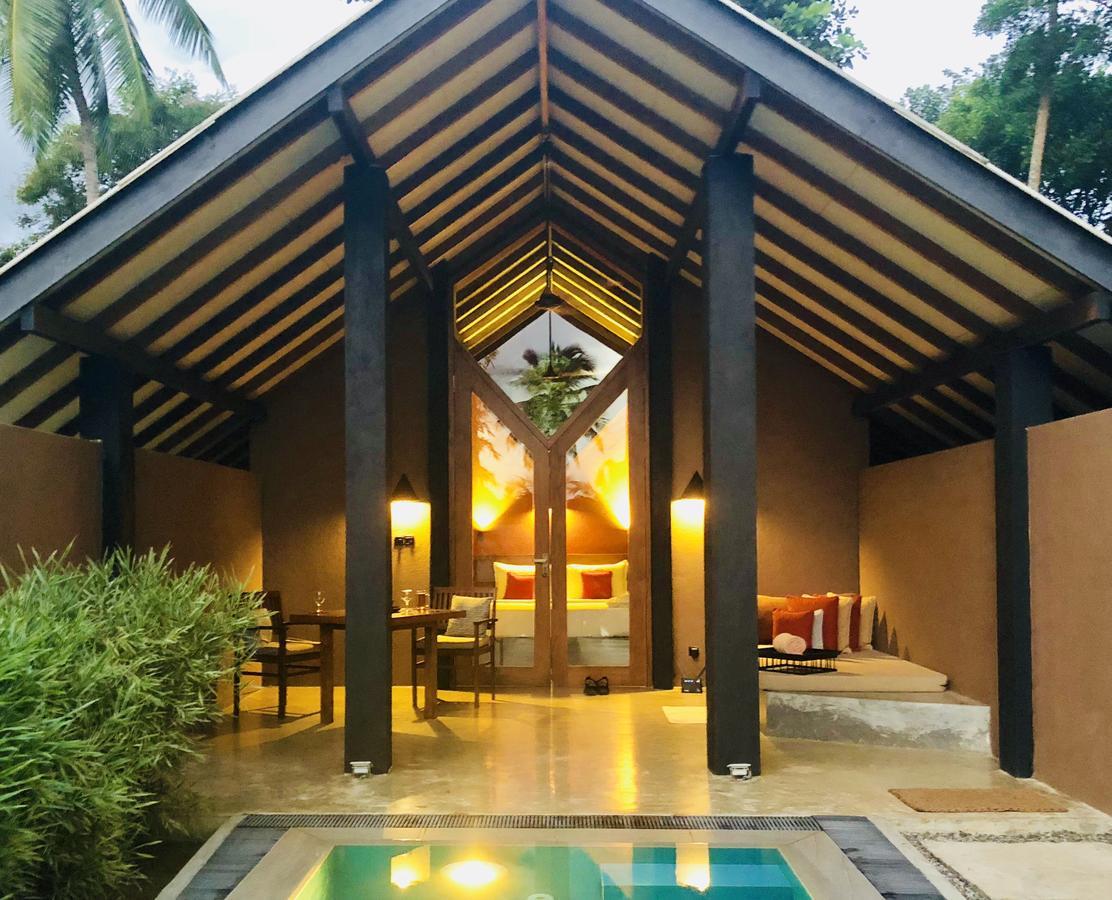 Nisala Villas Хикадува Екстериор снимка
